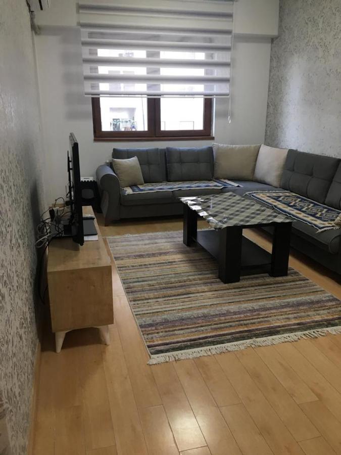 Two Rooms And Kitchen, Bathroom With Balcony Apartment Скоп'є Екстер'єр фото